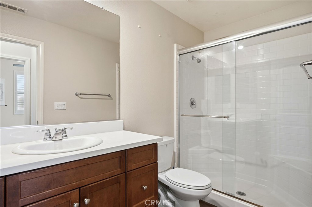 24208 Via Perla Property Photo 17