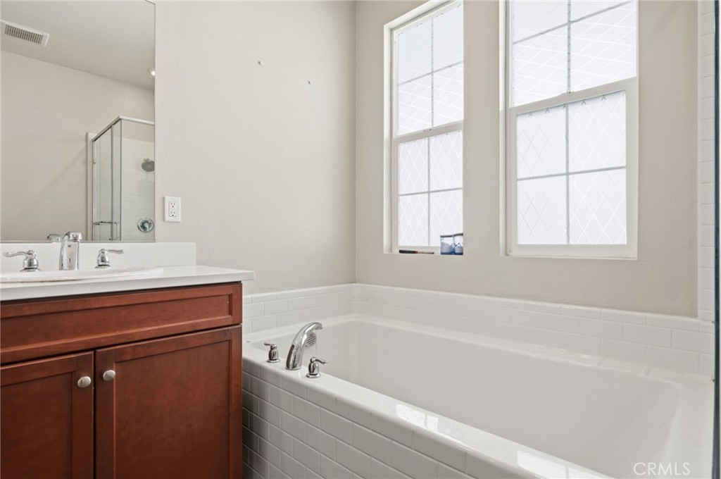 24208 Via Perla Property Photo 21