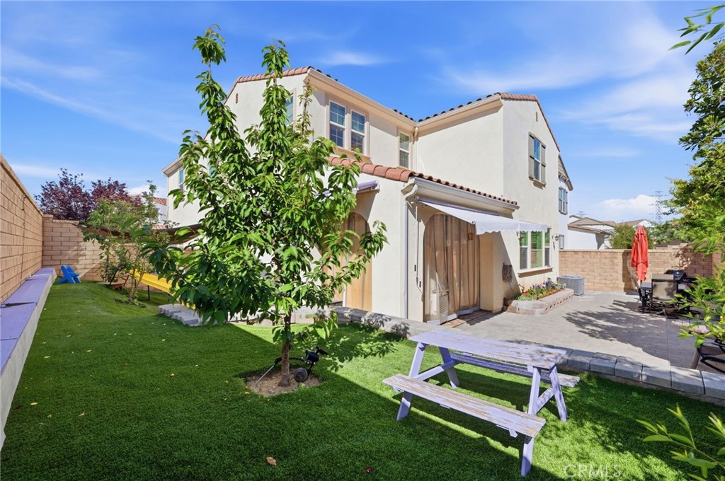 24208 Via Perla Property Photo 30