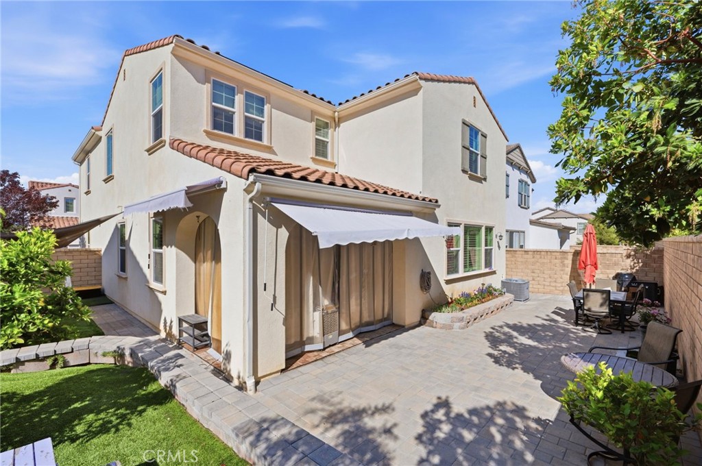 24208 Via Perla Property Photo 31
