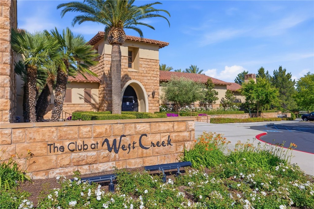 24208 Via Perla Property Photo 32
