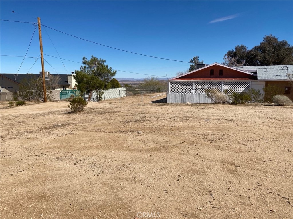 60450 Alta Mesa Drive Property Photo 2