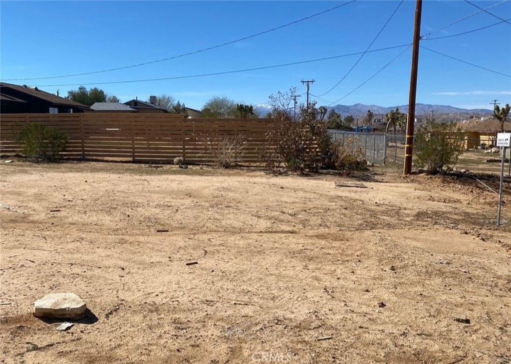 60450 Alta Mesa Drive Property Photo 4