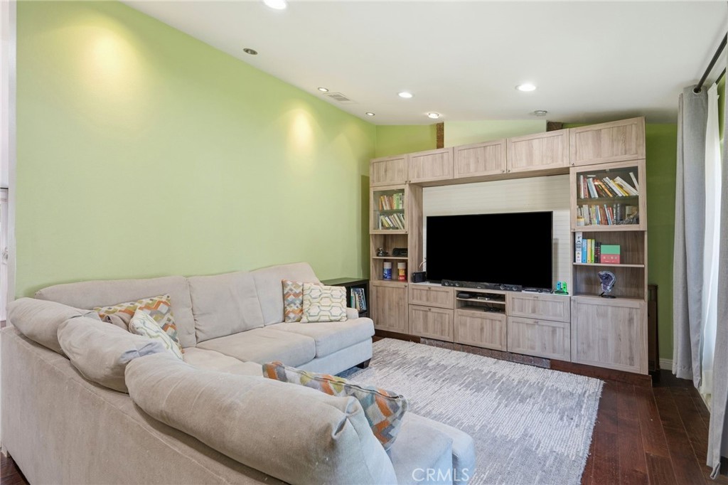 25576 Fedala Property Photo 5