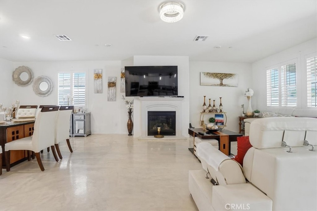 1011 Balsam Street Property Photo 10
