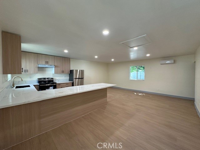 7227 Forbes Property Photo 3