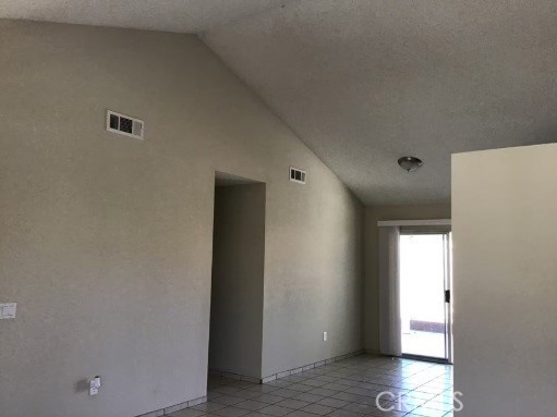 37449 Middlebury Property Photo 7