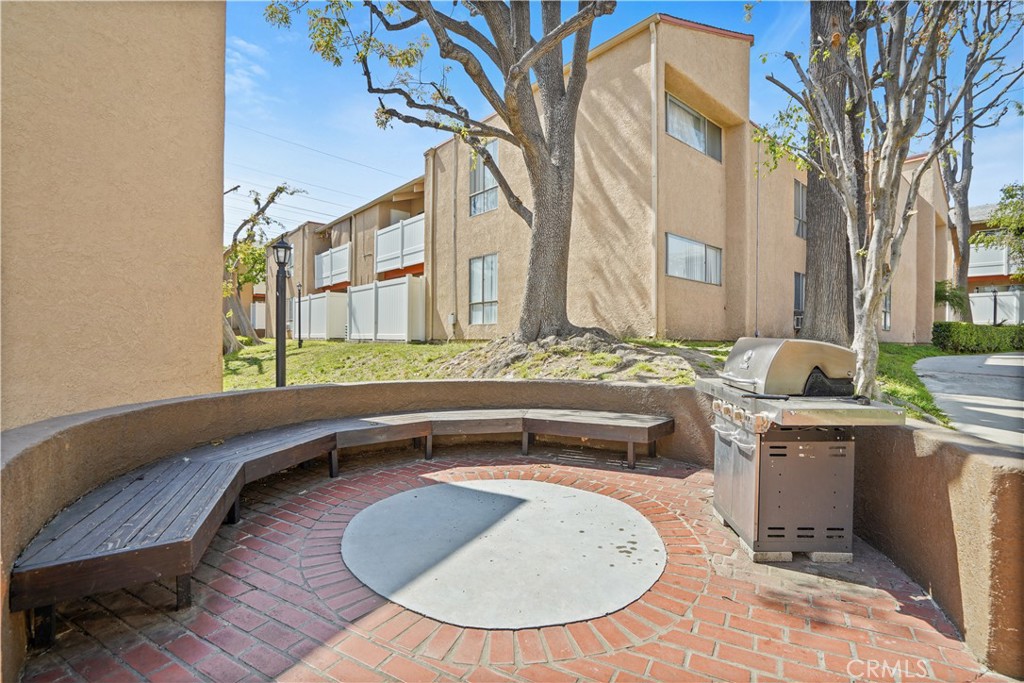 10331 Lindley 150 Property Photo 1