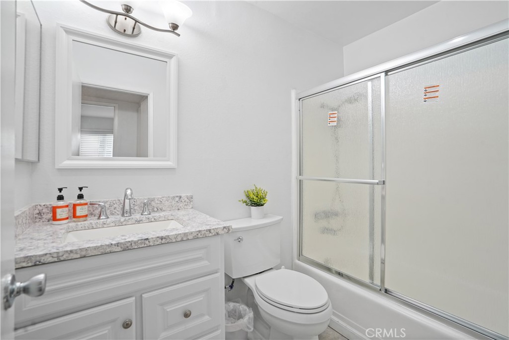 10331 Lindley 150 Property Photo 12