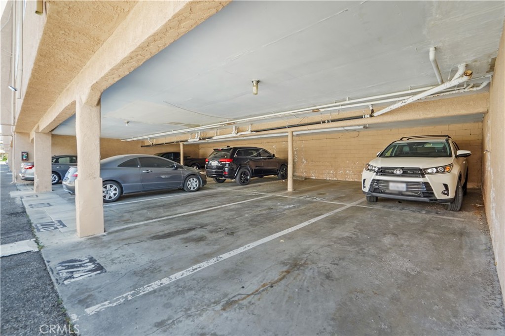 10331 Lindley 150 Property Photo 25