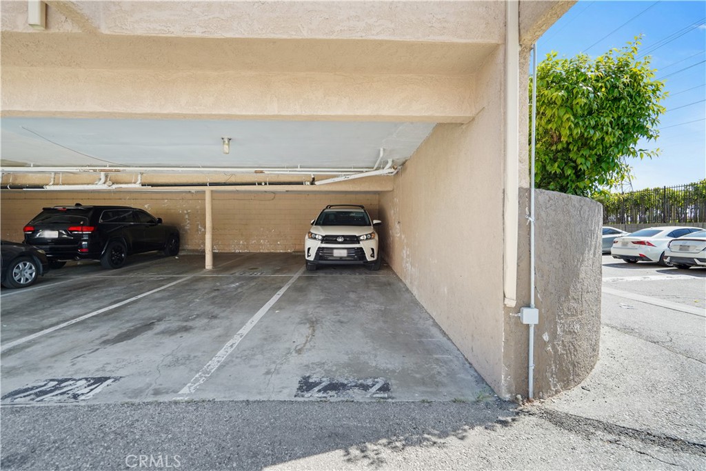 10331 Lindley 150 Property Photo 26