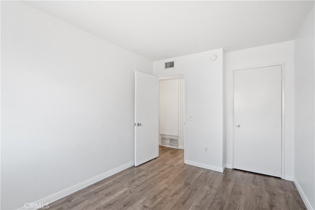 10331 Lindley 150 Property Photo 15