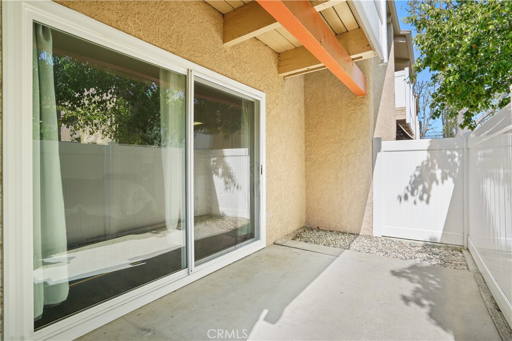 10331 Lindley 150 Property Photo 20