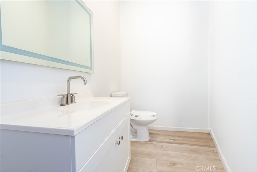 4943 4941 Telegraph Road Property Photo 17