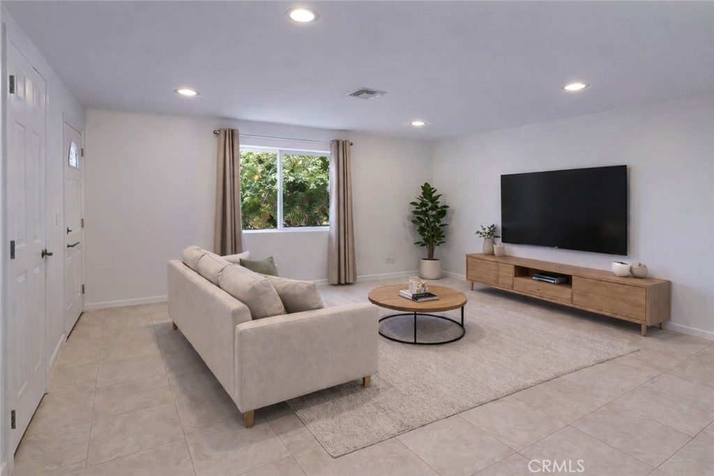 10424 Tujunga Canyon Property Photo 8