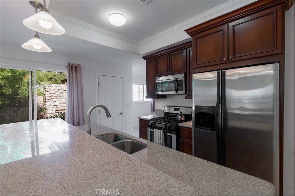 10424 Tujunga Canyon Property Photo 10