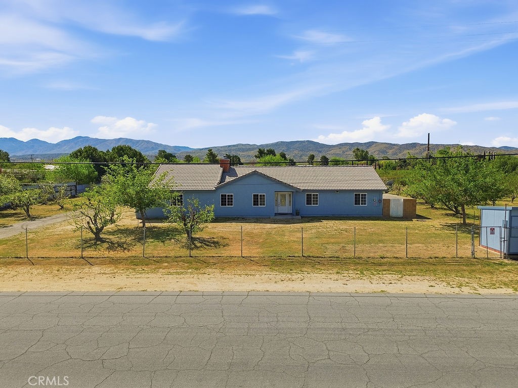 7624 E Avenue U Property Photo 1