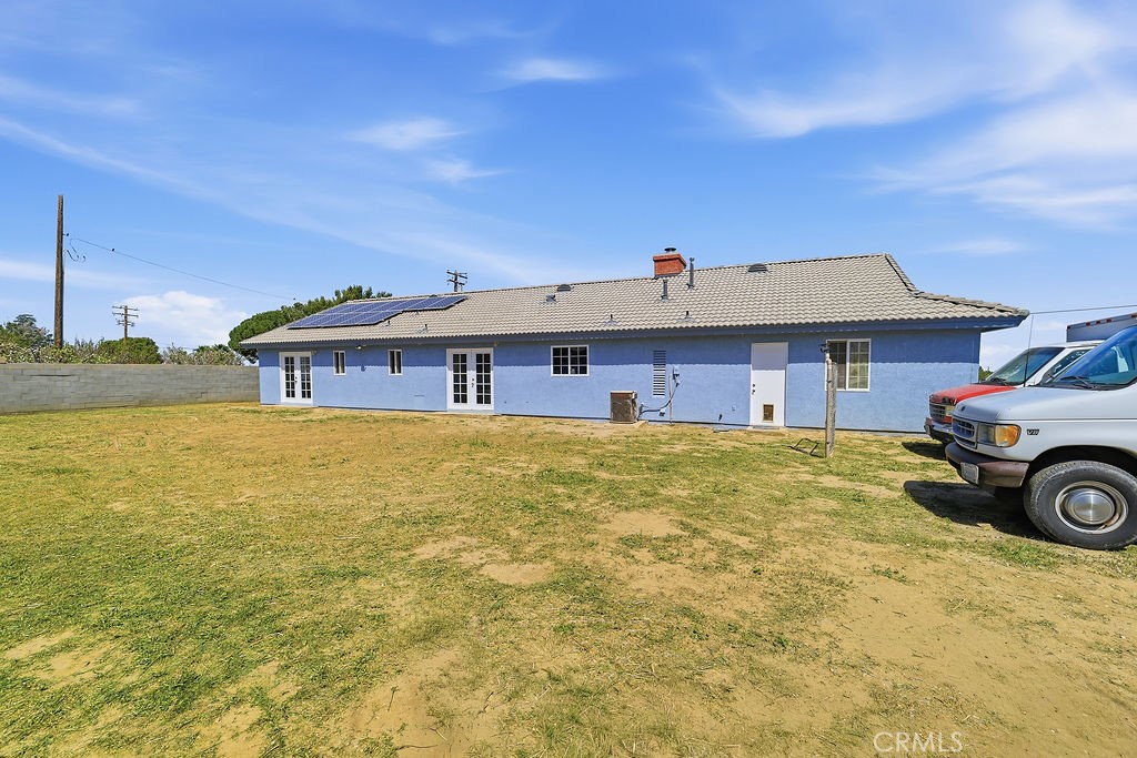 7624 E Avenue U Property Photo 6