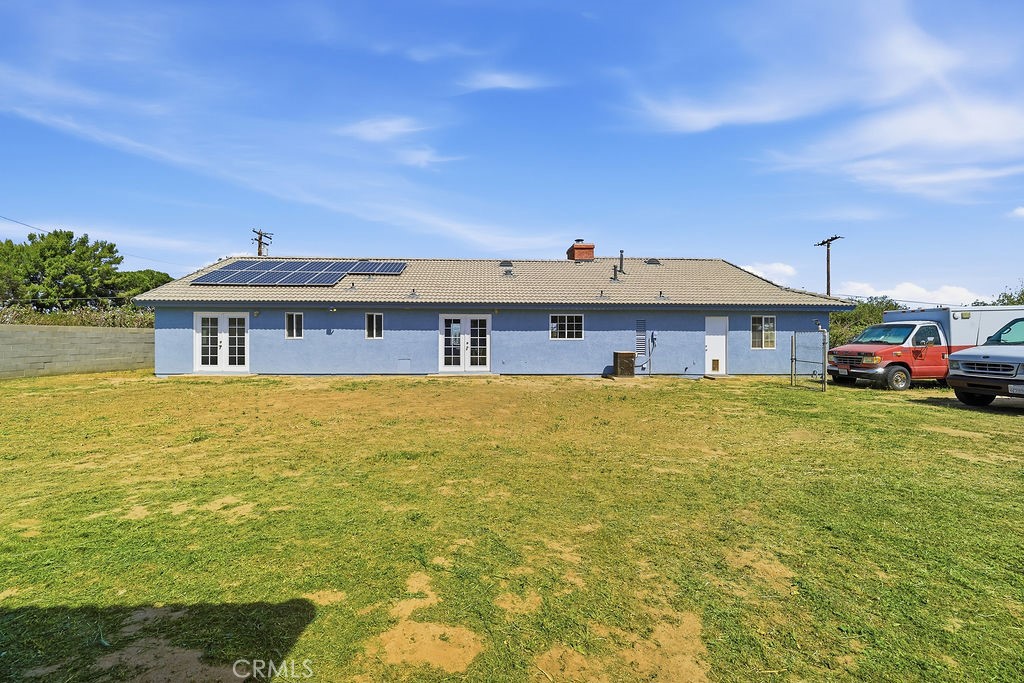 7624 E Avenue U Property Photo 7