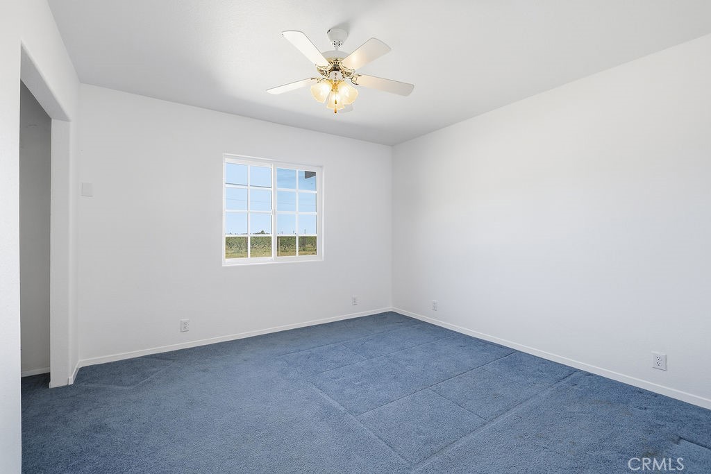 7624 E Avenue U Property Photo 20