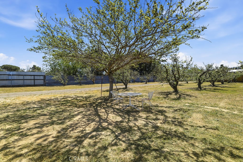 7624 E Avenue U Property Photo 34