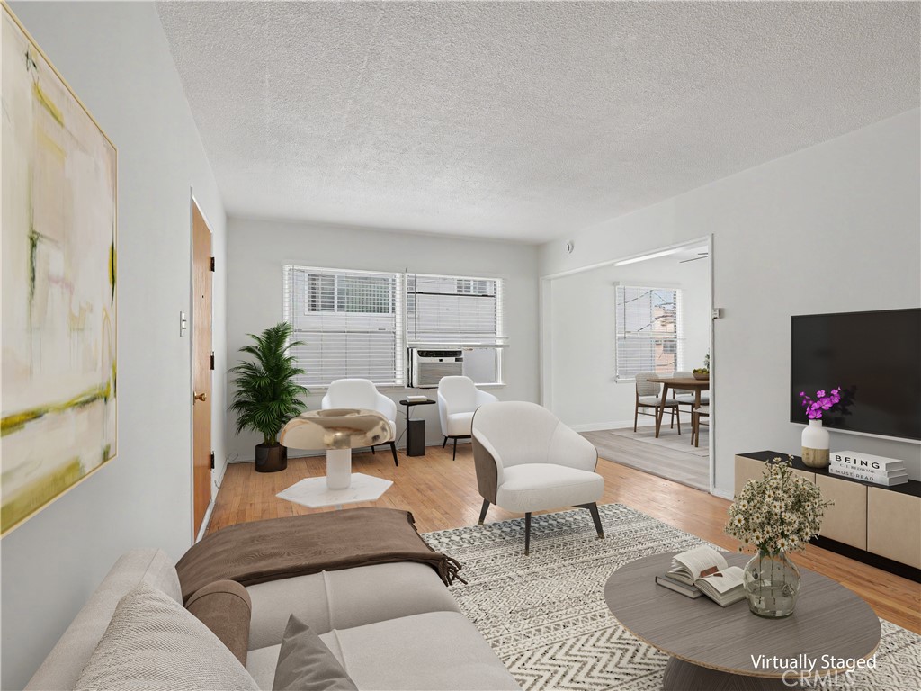 1037 N Curson 4 Property Photo 7