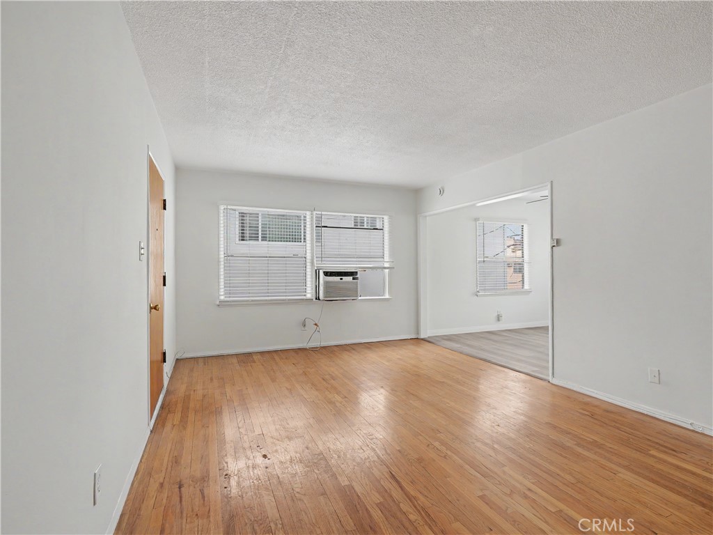 1037 N Curson 4 Property Photo 8