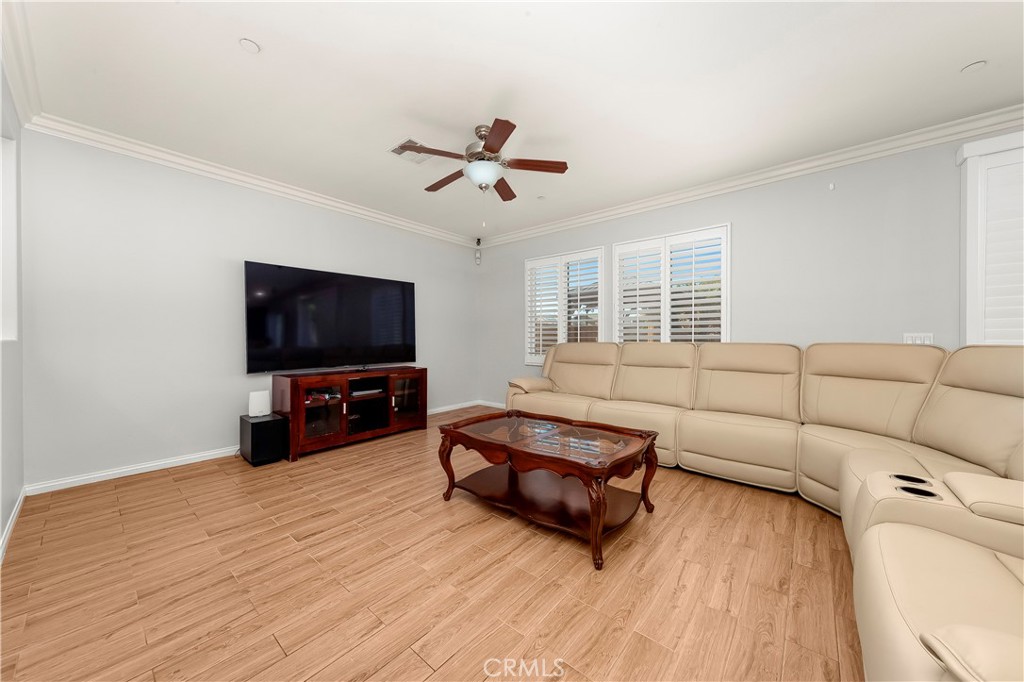 20251 Dorothy Property Photo 5