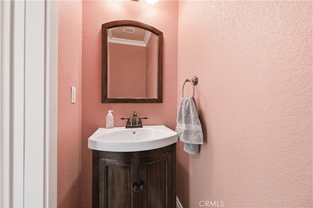 40250 Maestro Property Photo 44