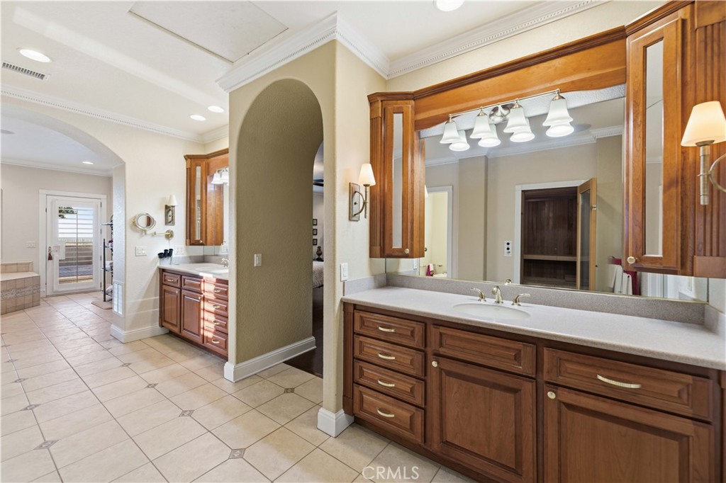 40250 Maestro Property Photo 52