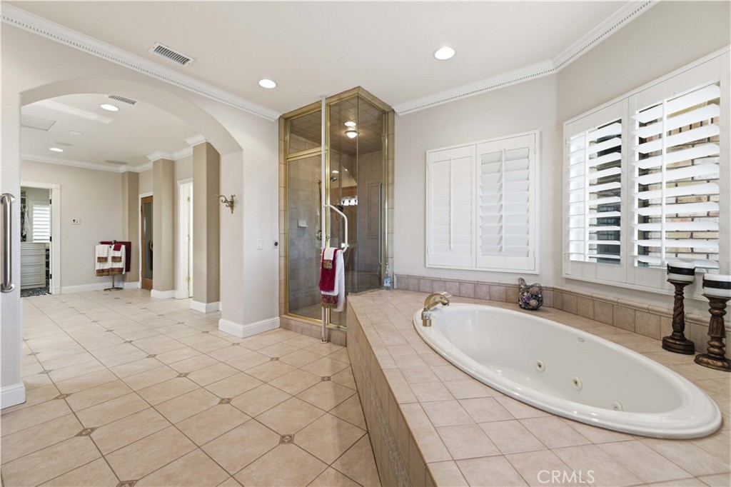 40250 Maestro Property Photo 53