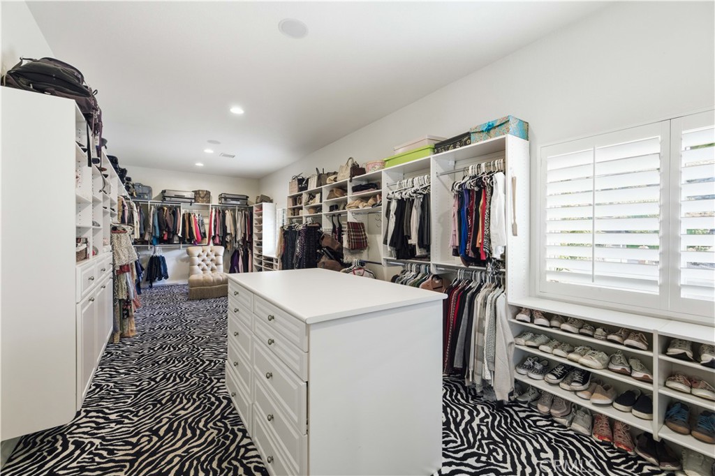 40250 Maestro Property Photo 56