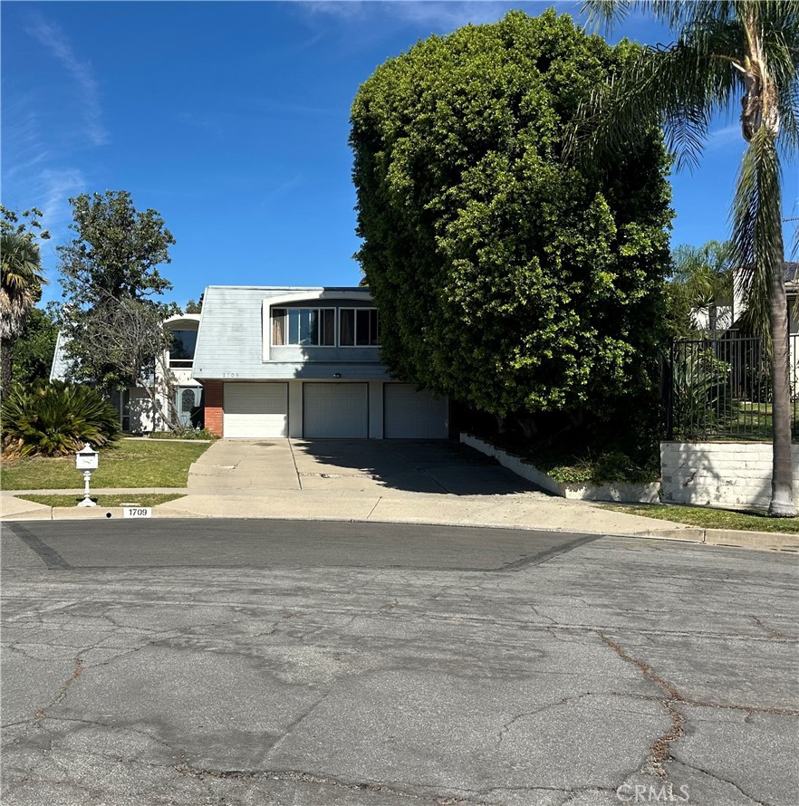 1709 Calavera Property Photo
