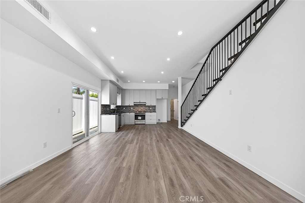 14827 Dearborn Street Property Photo 7