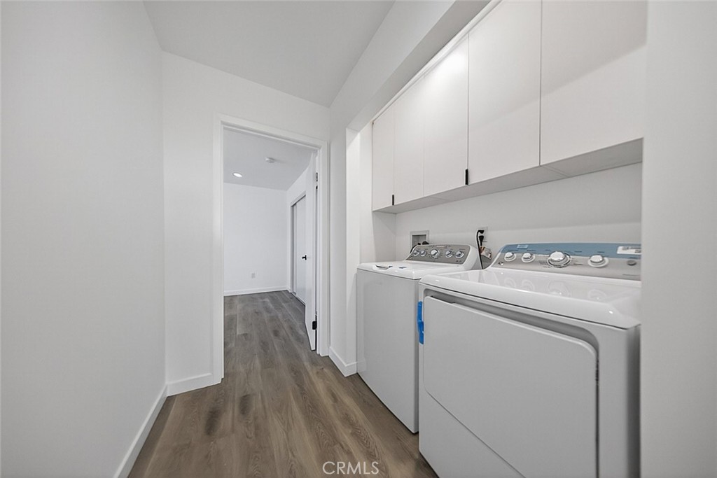 14827 Dearborn Street Property Photo 23