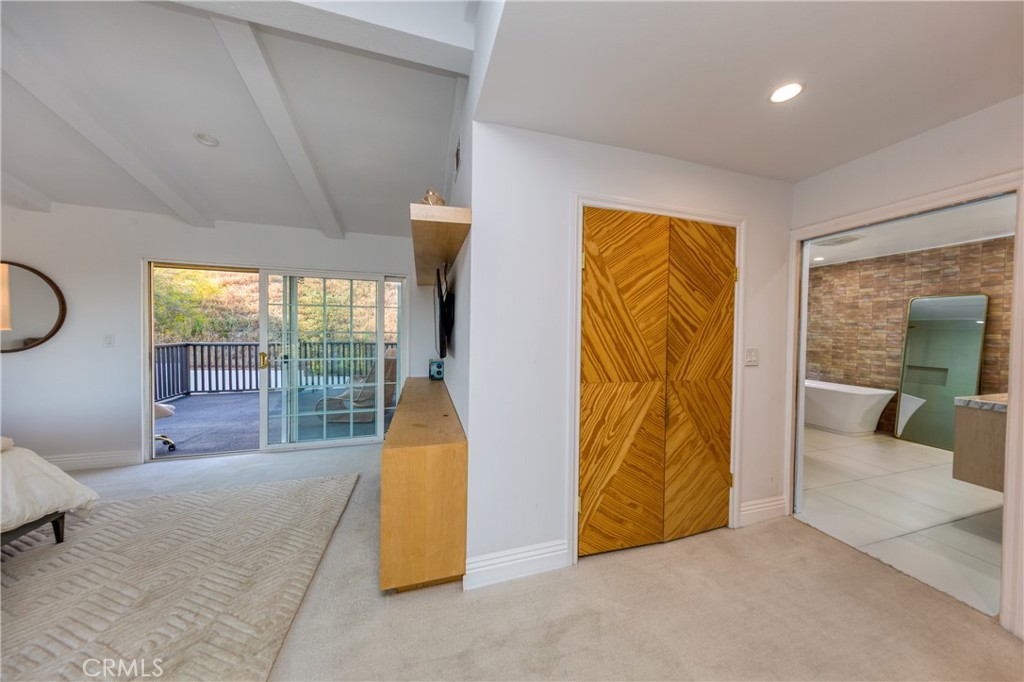 18 Morgan Road Property Photo 10