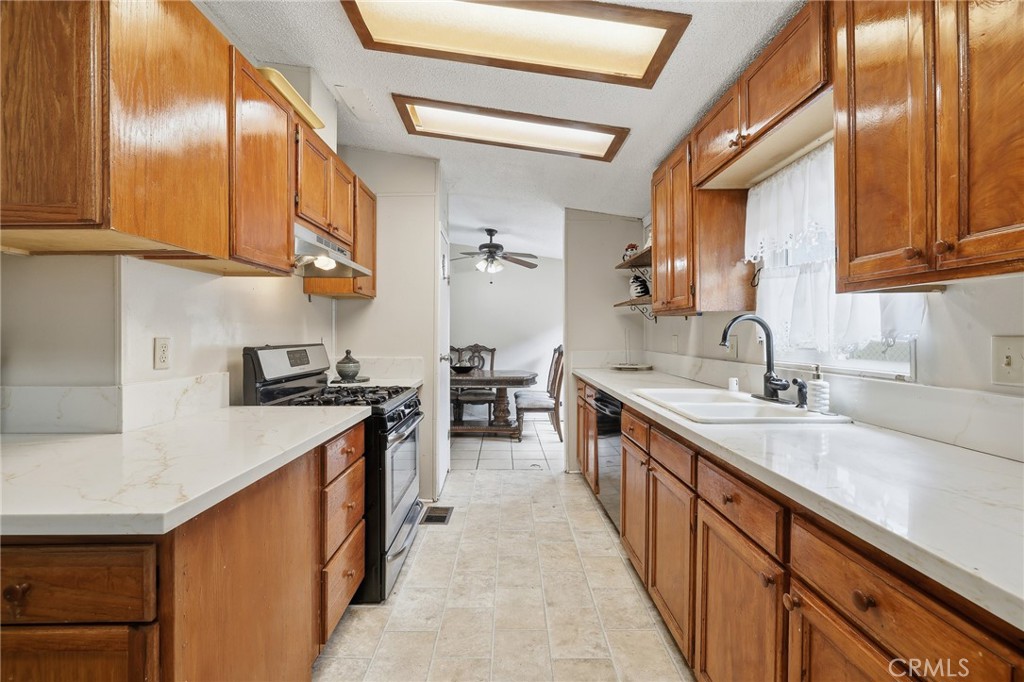 29667 Cromwell Property Photo 5