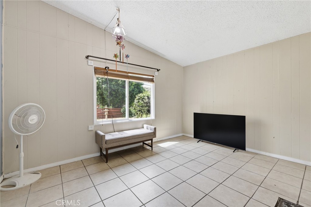 29667 Cromwell Property Photo 6