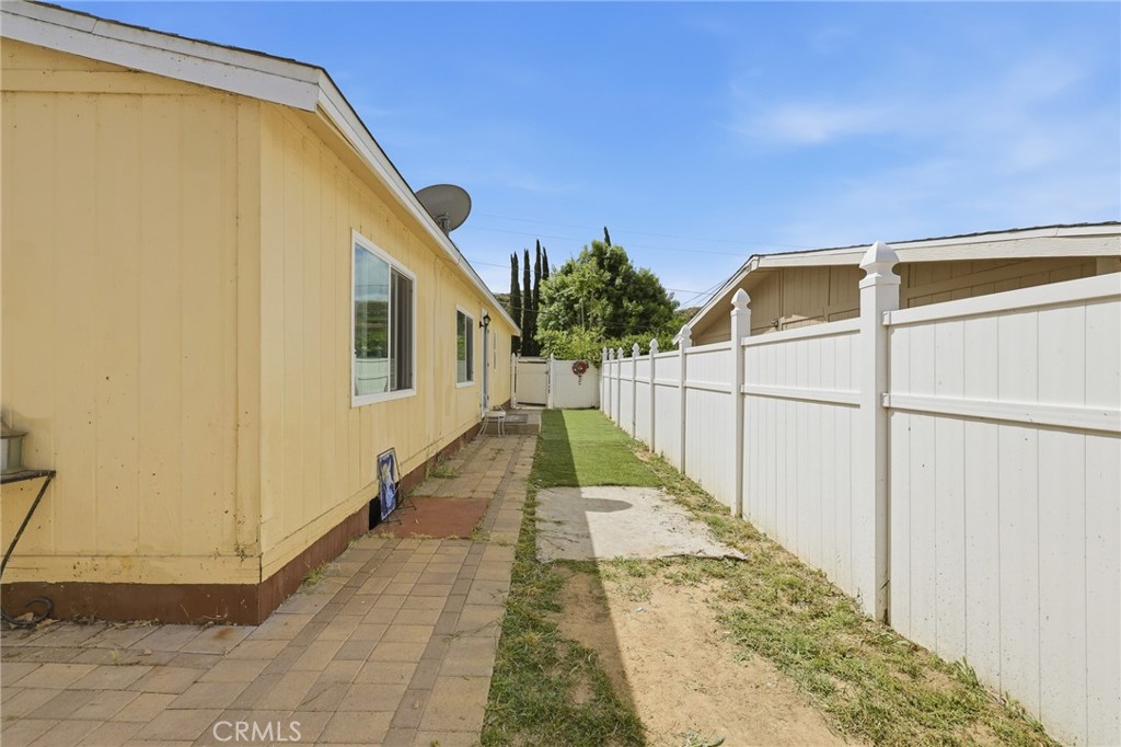 29667 Cromwell Property Photo 12