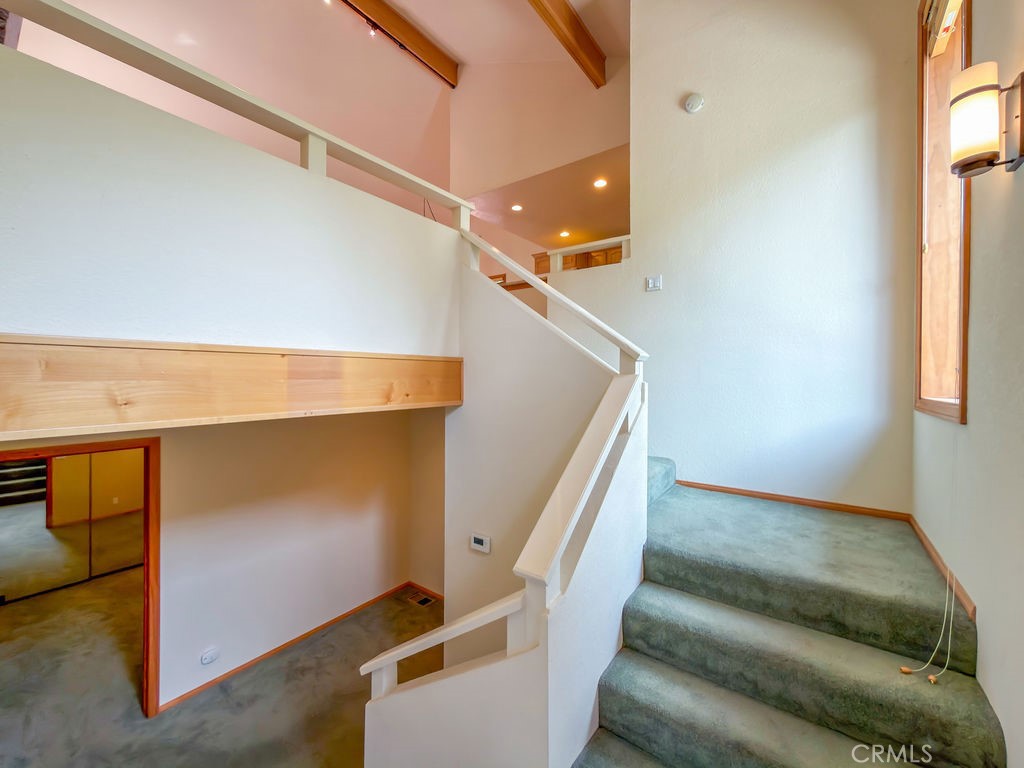 15908 Edgewood Property Photo 7