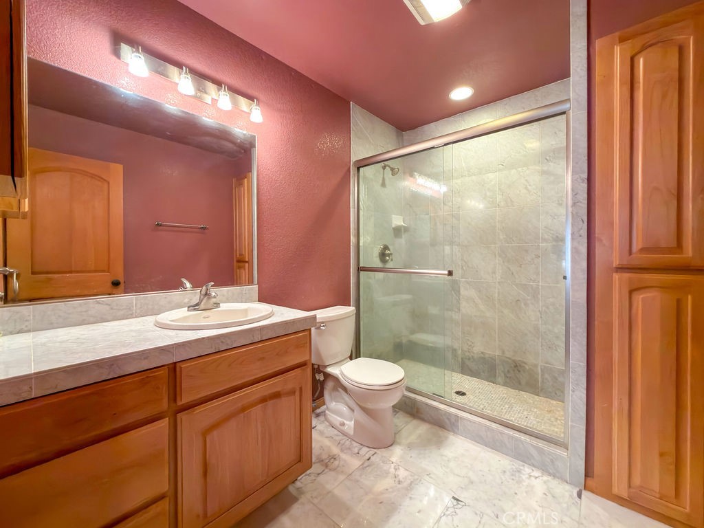 15908 Edgewood Property Photo 18