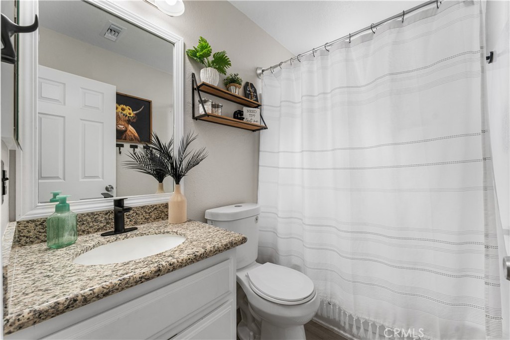 3472 Roxbury Property Photo 20