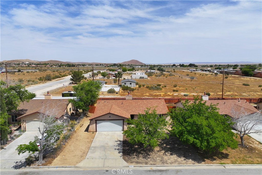 3472 Roxbury Property Photo 29