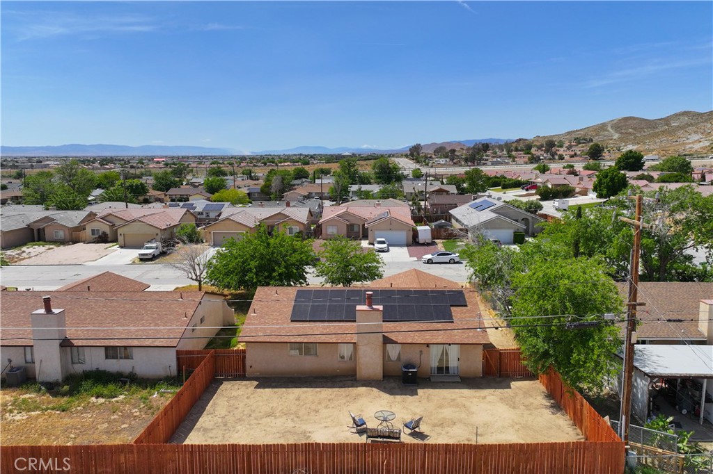 3472 Roxbury Property Photo 31