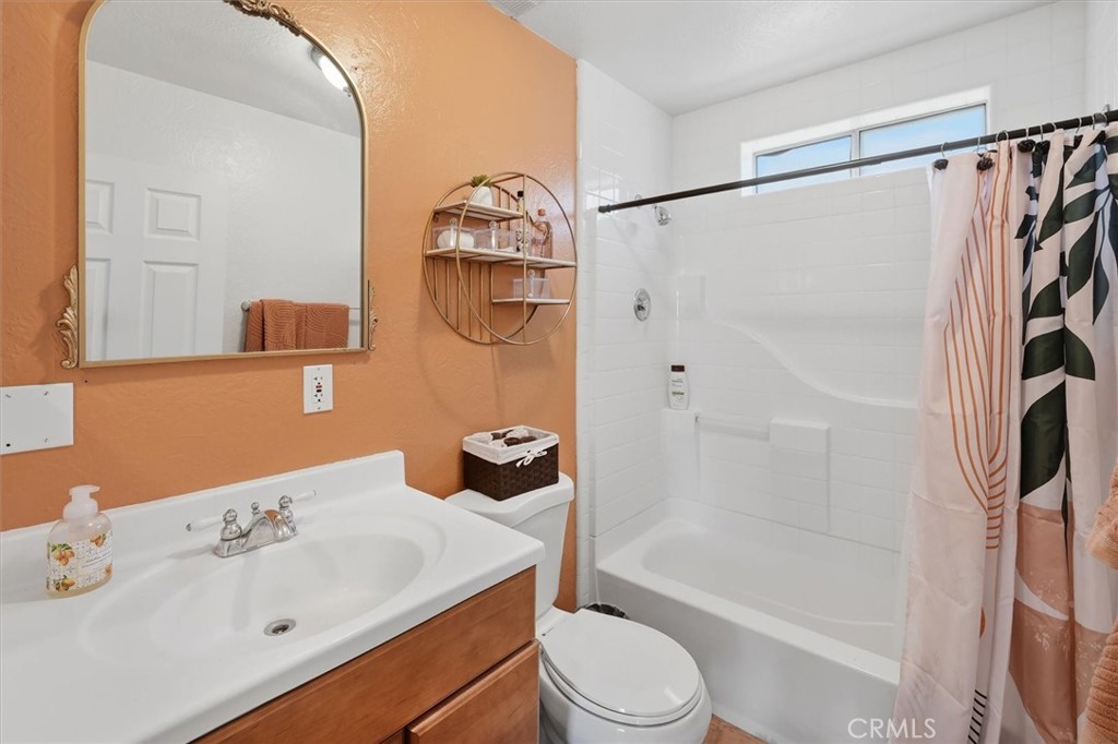 1725 Matterhorn Property Photo 18