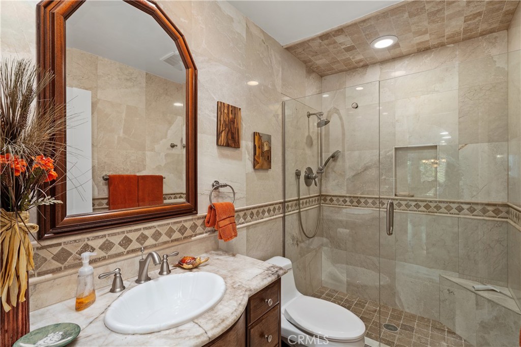 822 Spring Canyon Place Property Photo 19