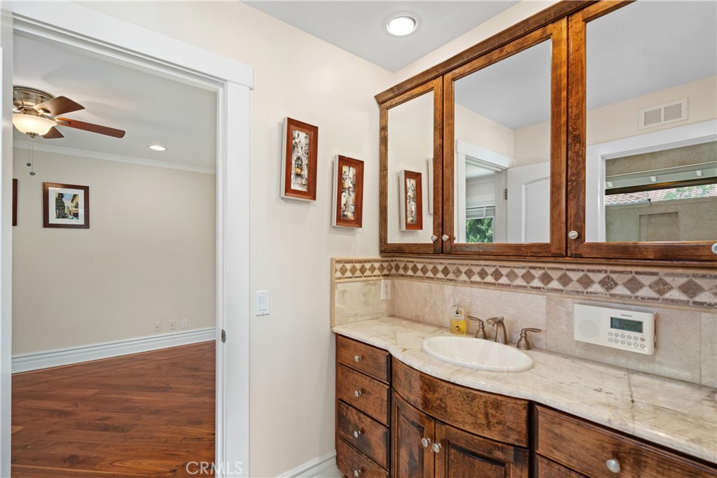 822 Spring Canyon Place Property Photo 27