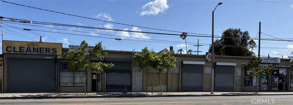 2030 - 2042 Venice Property Photo 2