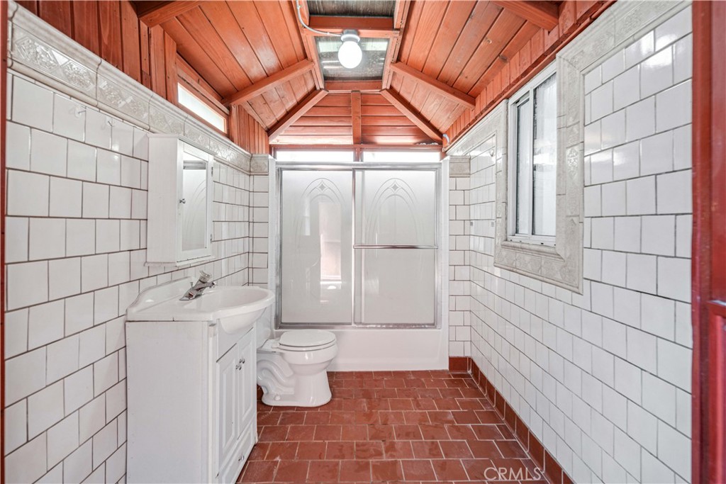 802 E Avenue Q4 Property Photo 18