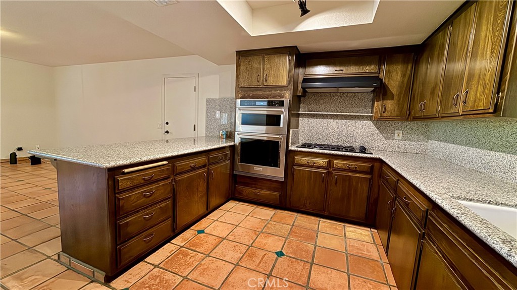 2342 W Avenue N Property Photo 29